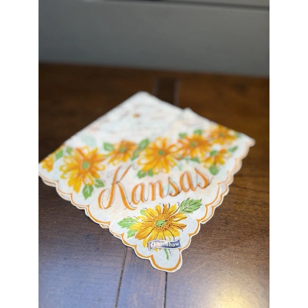 Vintage KANSAS State Handkerchief State Map Hanky Souvenir Pocket Scarf Flowers